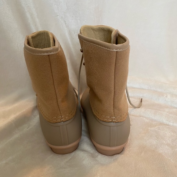 Outwoods Duck Boot - Picture 2 of 4